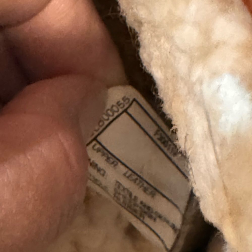 UGG Lynnea Size 9 Shearling Studded Brown Leather Heel Boots - Picture 4 of 10